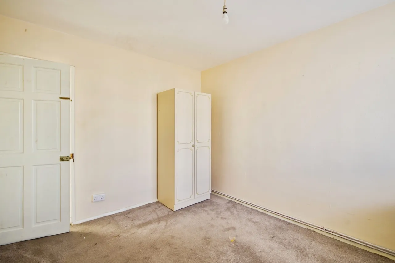 Barking Road, East Ham, London, E6, photo 4