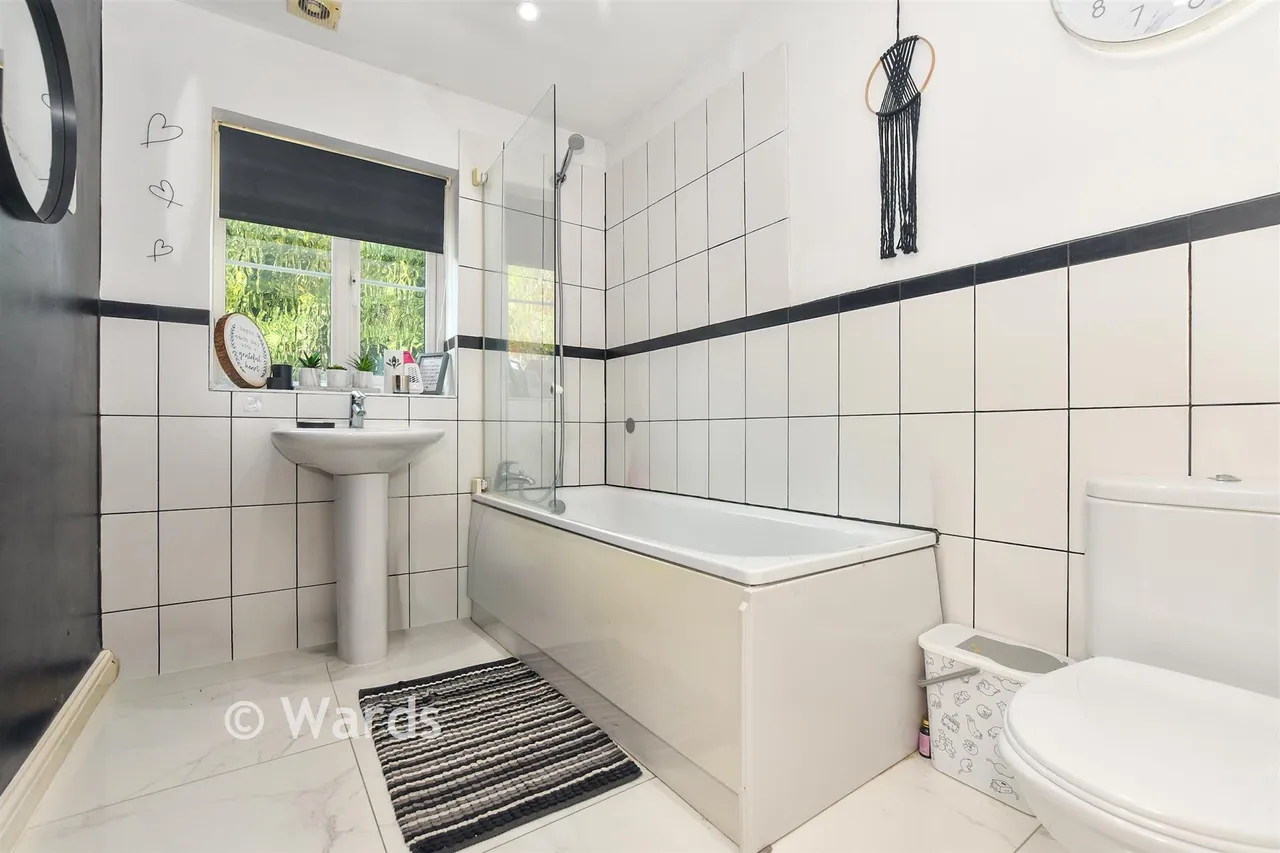 Finch Close, Faversham, ME13, photo 15