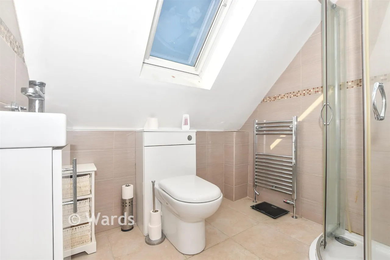 Finch Close, Faversham, ME13, photo 10
