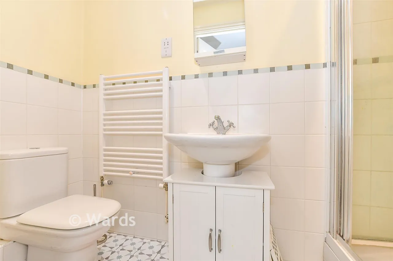 Finch Close, Faversham, ME13, photo 12