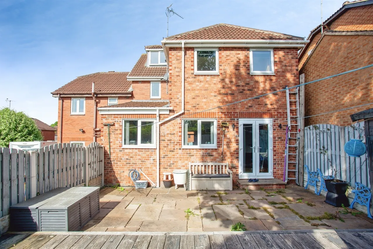 Briary Close, Brinsworth, Rotherham, photo 4