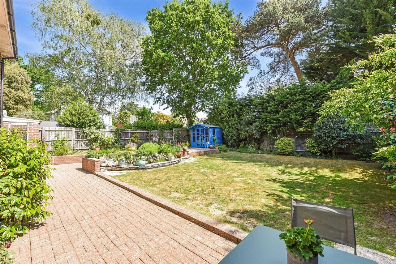 Hollybank Lane, Emsworth, PO10, photo 13