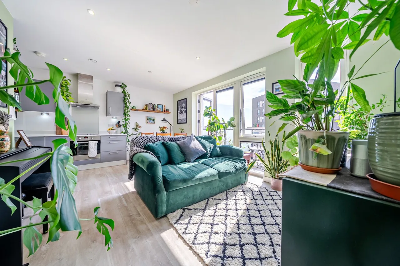 1 bed flat for sale — Cobden Walk, SE15