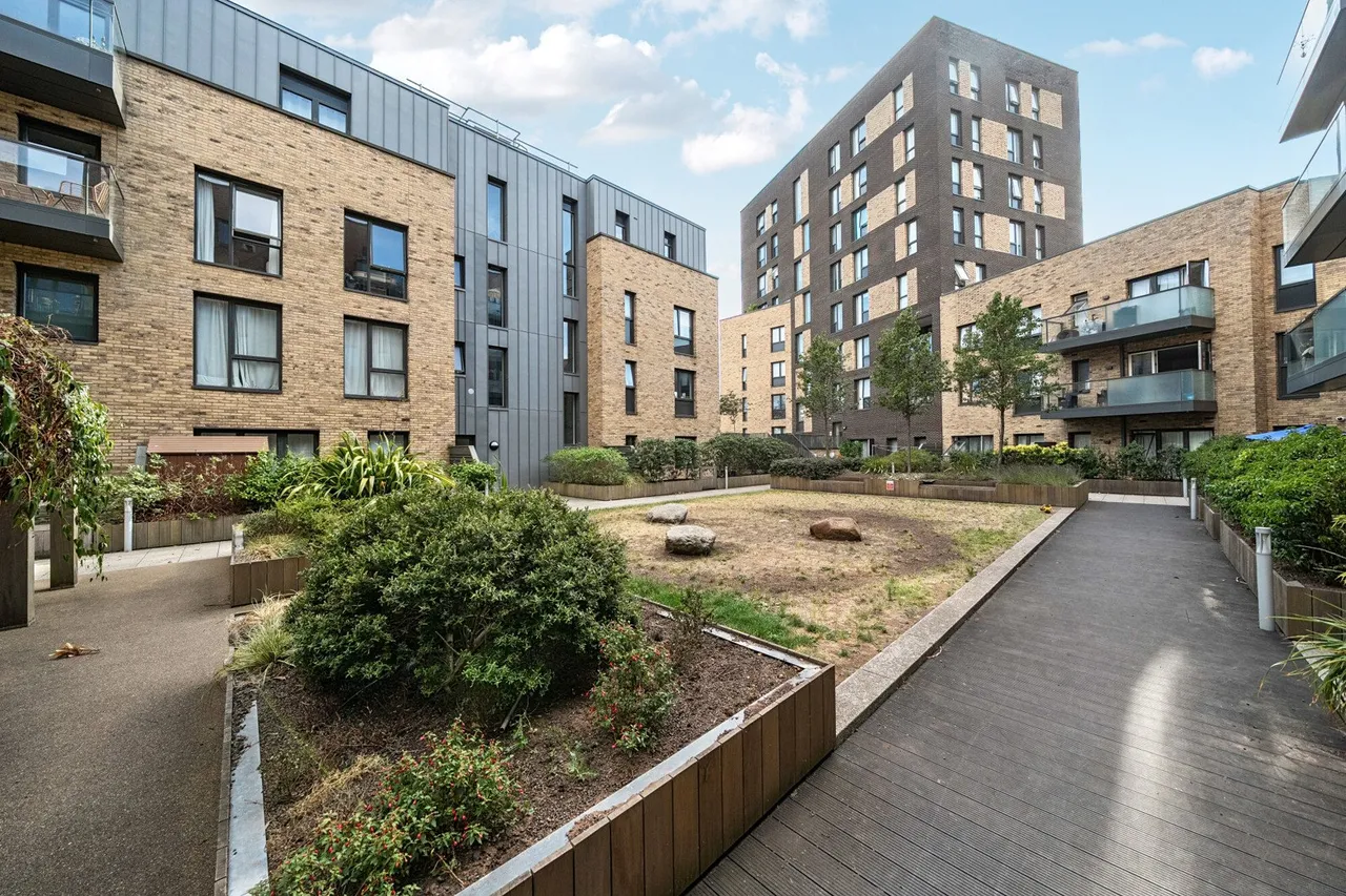 Cobden Walk, SE15, photo 18