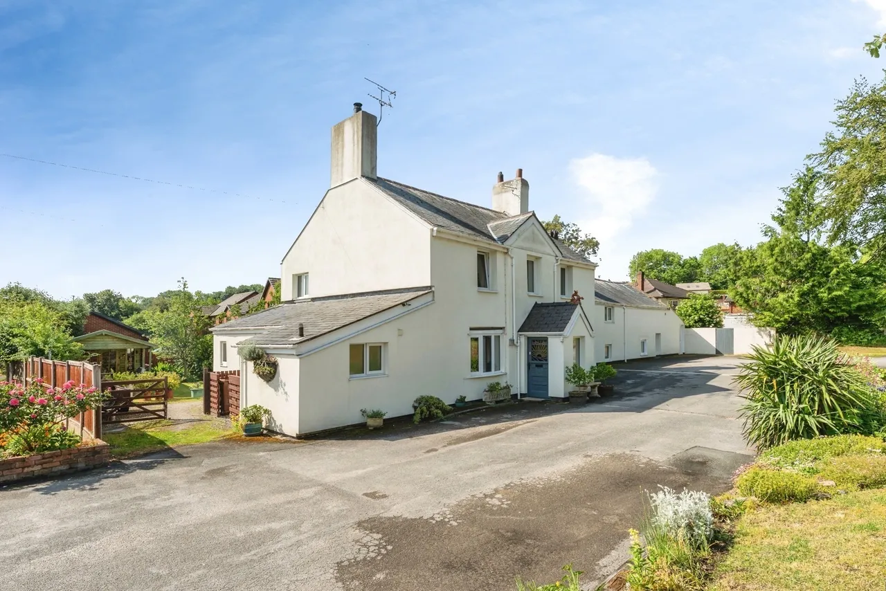 Rhewl, Holywell, CH8, photo 35