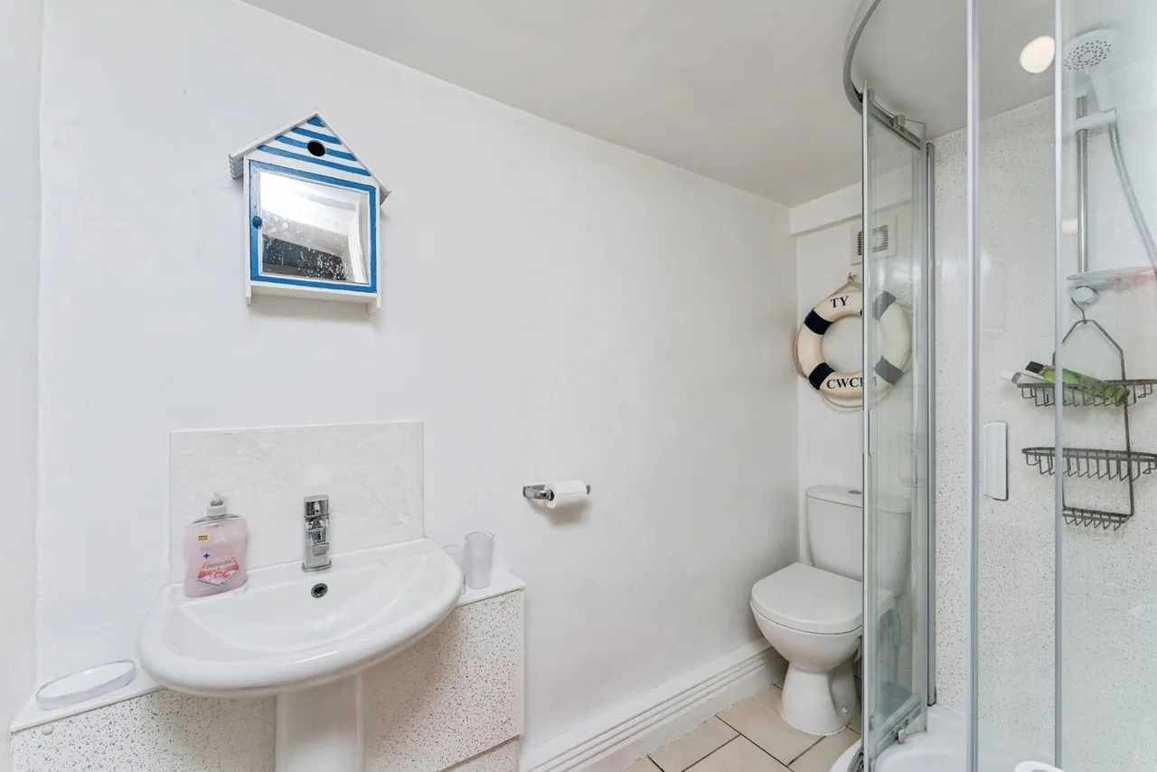Rhewl, Holywell, CH8, photo 26