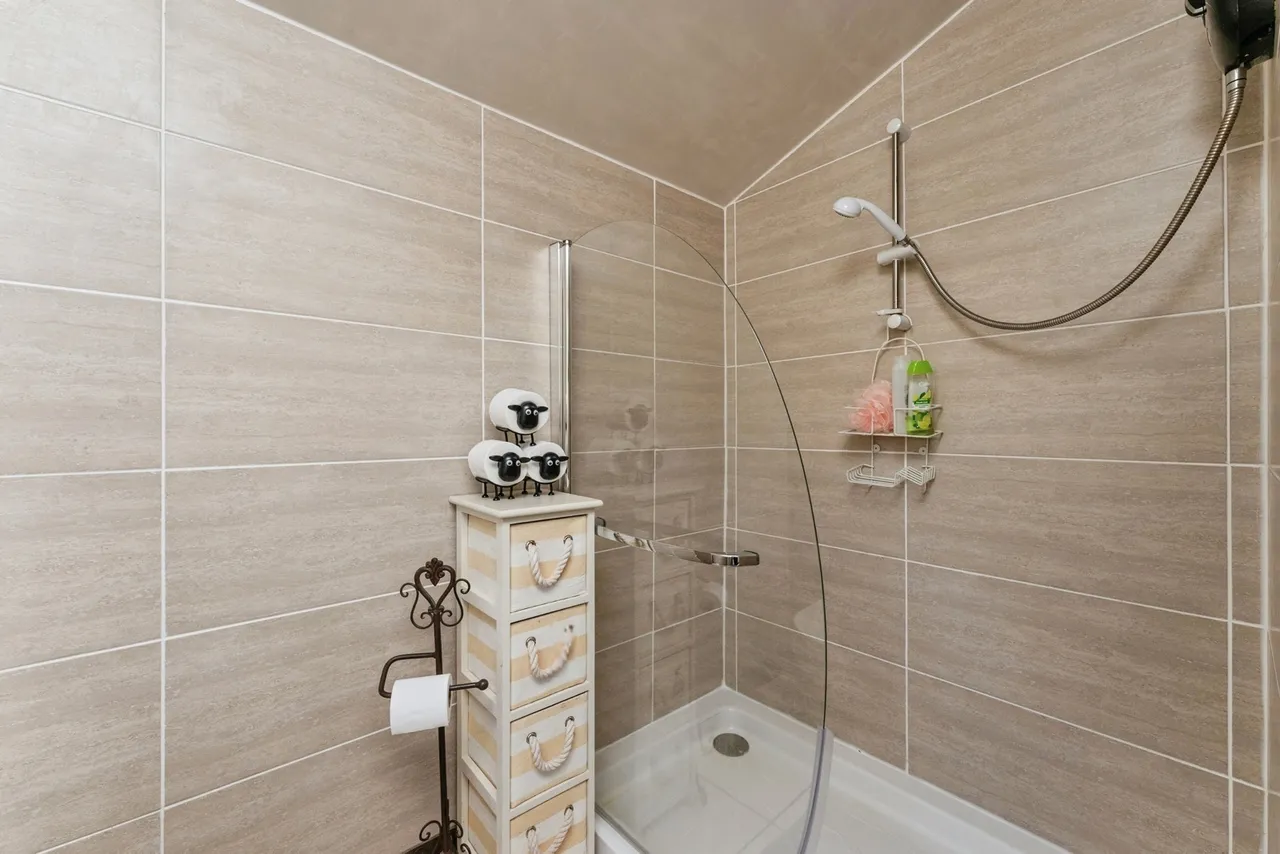 Rhewl, Holywell, CH8, photo 29