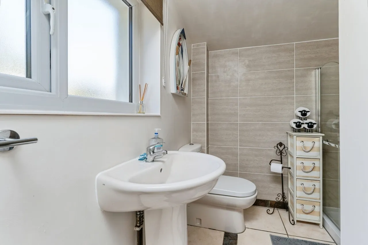 Rhewl, Holywell, CH8, photo 30
