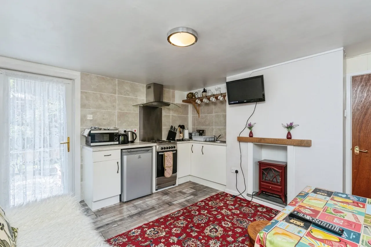 Rhewl, Holywell, CH8, photo 23