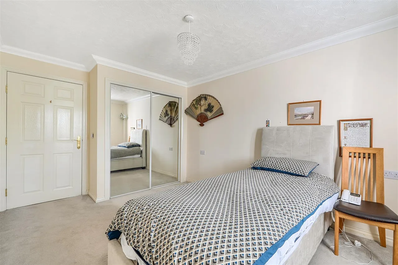 East Street, Hythe, CT21, photo 8