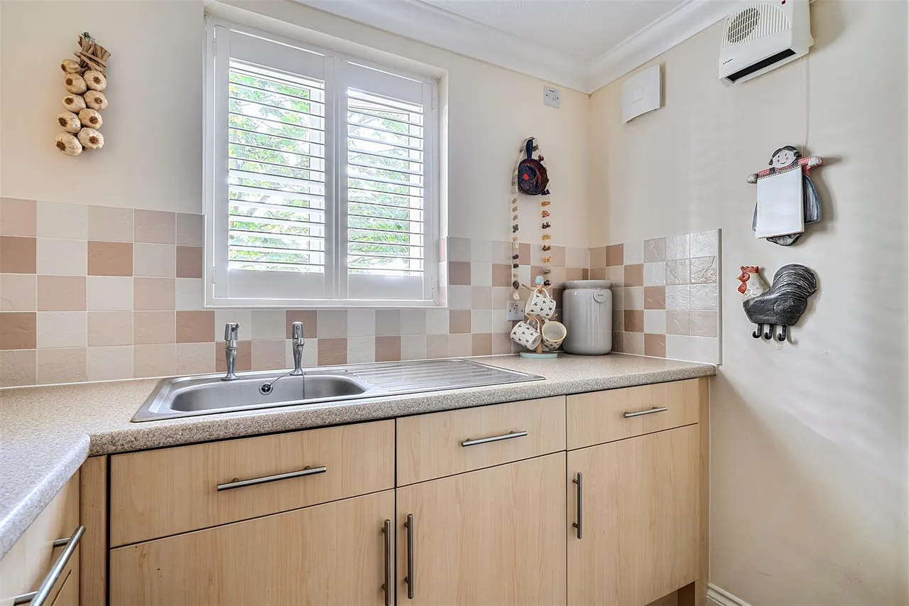 East Street, Hythe, CT21, photo 6