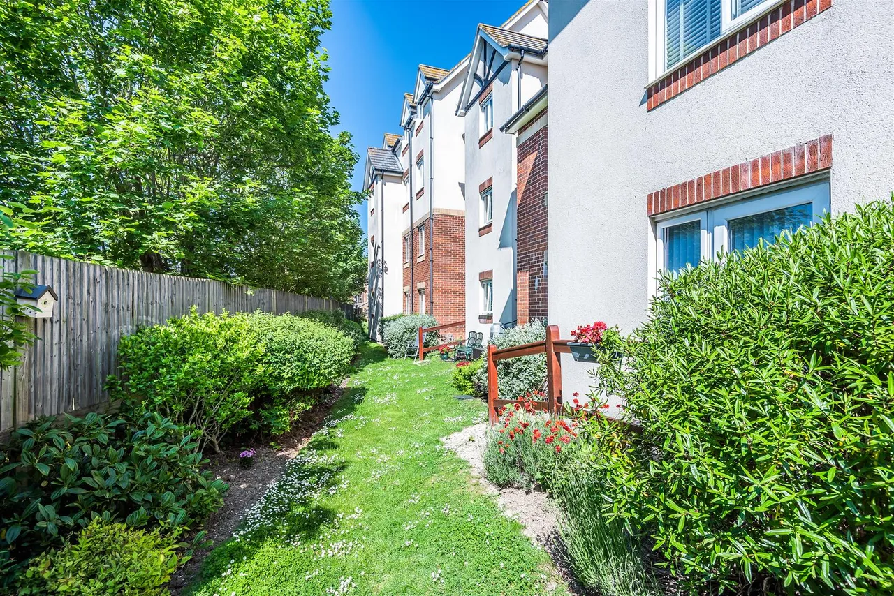 East Street, Hythe, CT21, photo 15