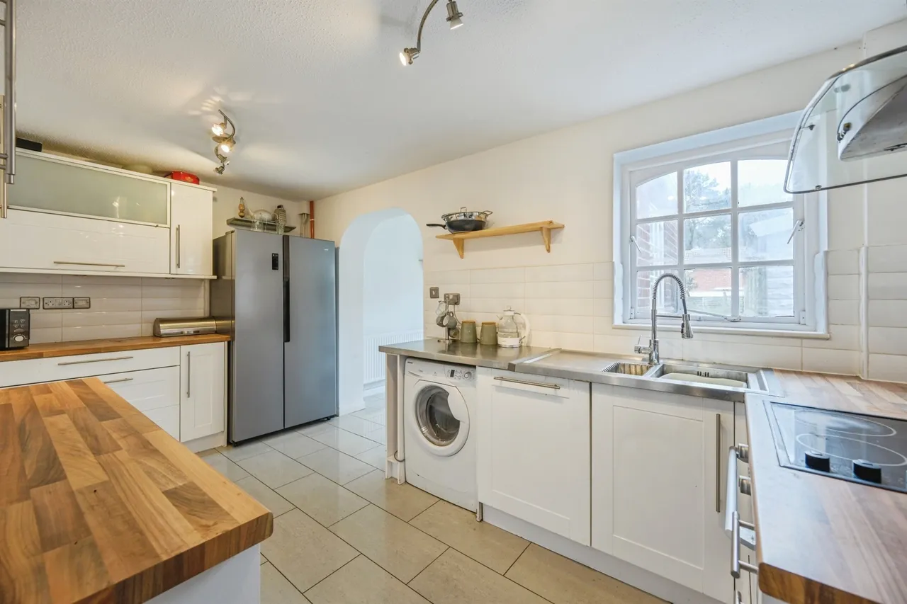 Glendale Drive, Spondon, DE21, photo 3