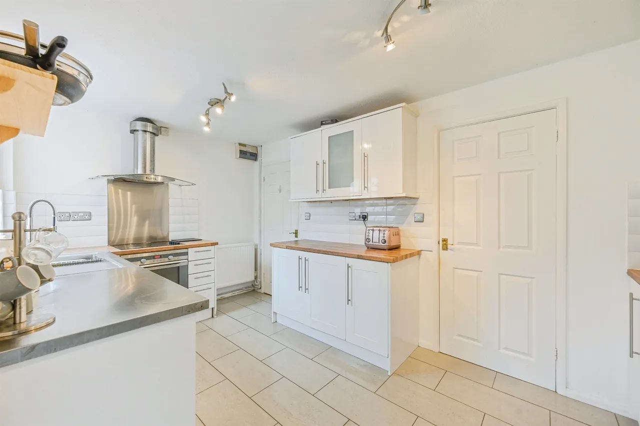 Glendale Drive, Spondon, DE21, photo 4