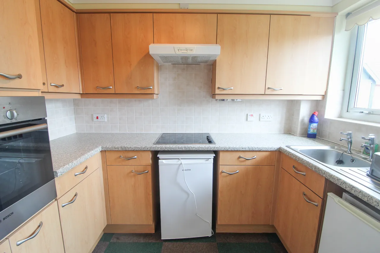Smithy Court, Marple, SK6, photo 4
