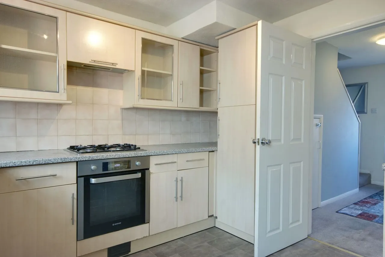St. Nicholas Drive, Beverley, HU17, photo 9