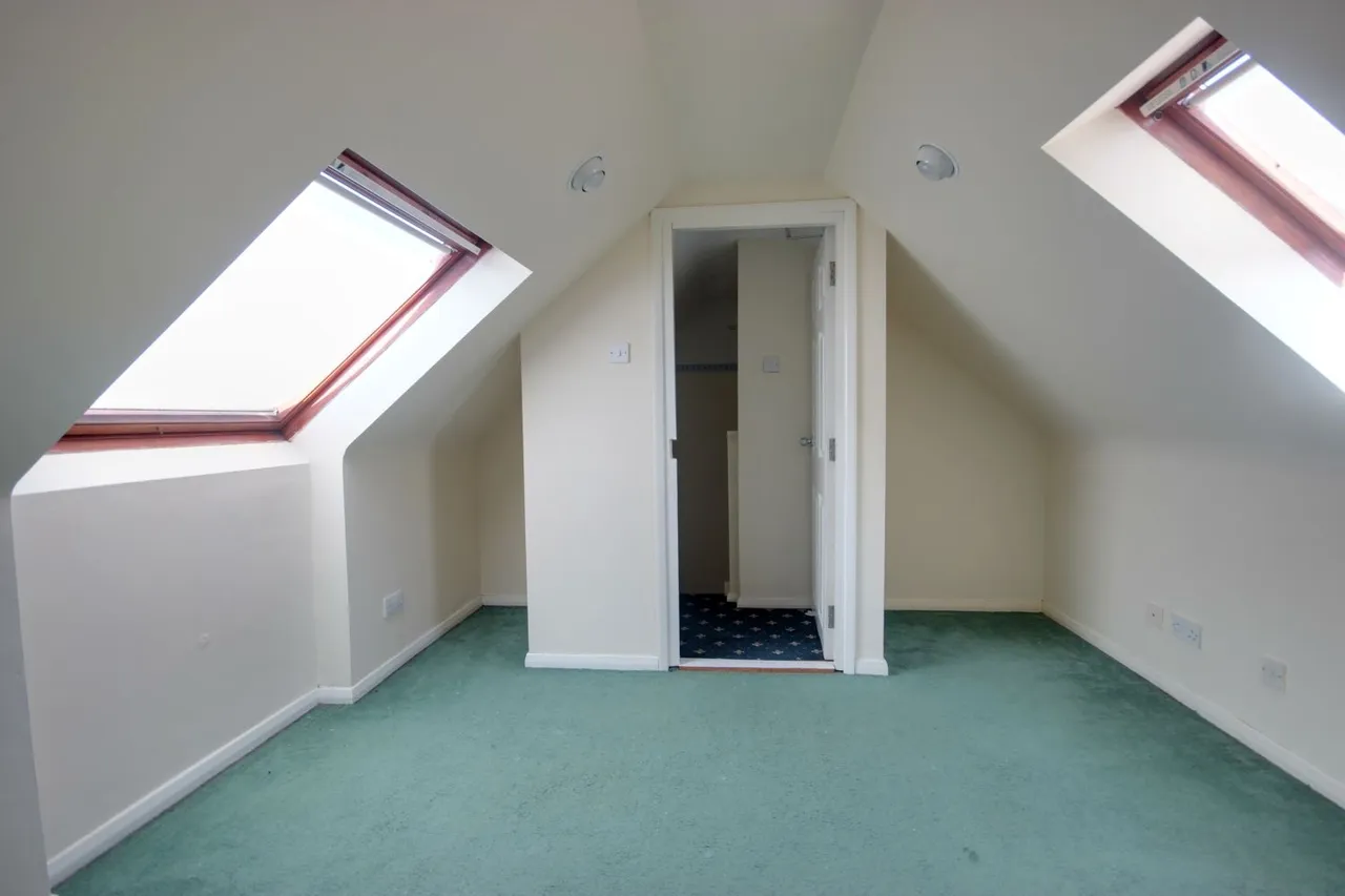 St. Nicholas Drive, Beverley, HU17, photo 18