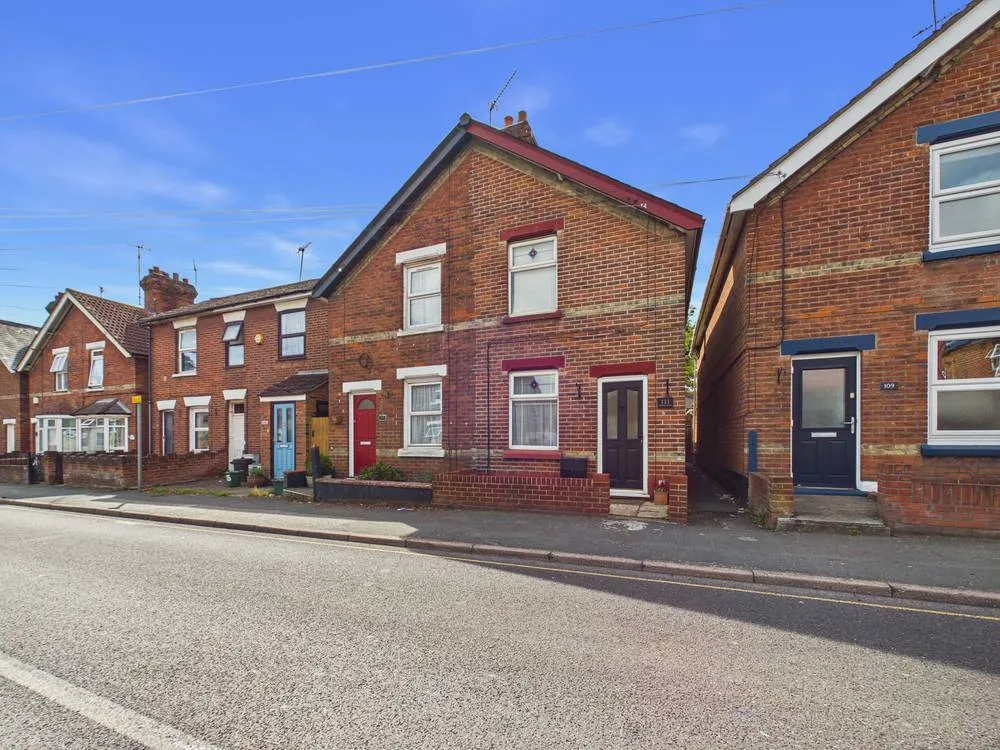 2 bed property for sale, Military Road, Colchester, CO1