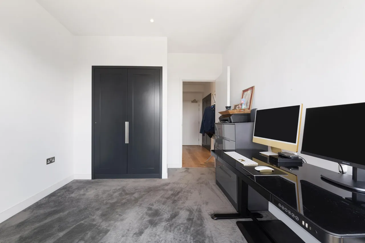 Lyell Street, London, E14, photo 9