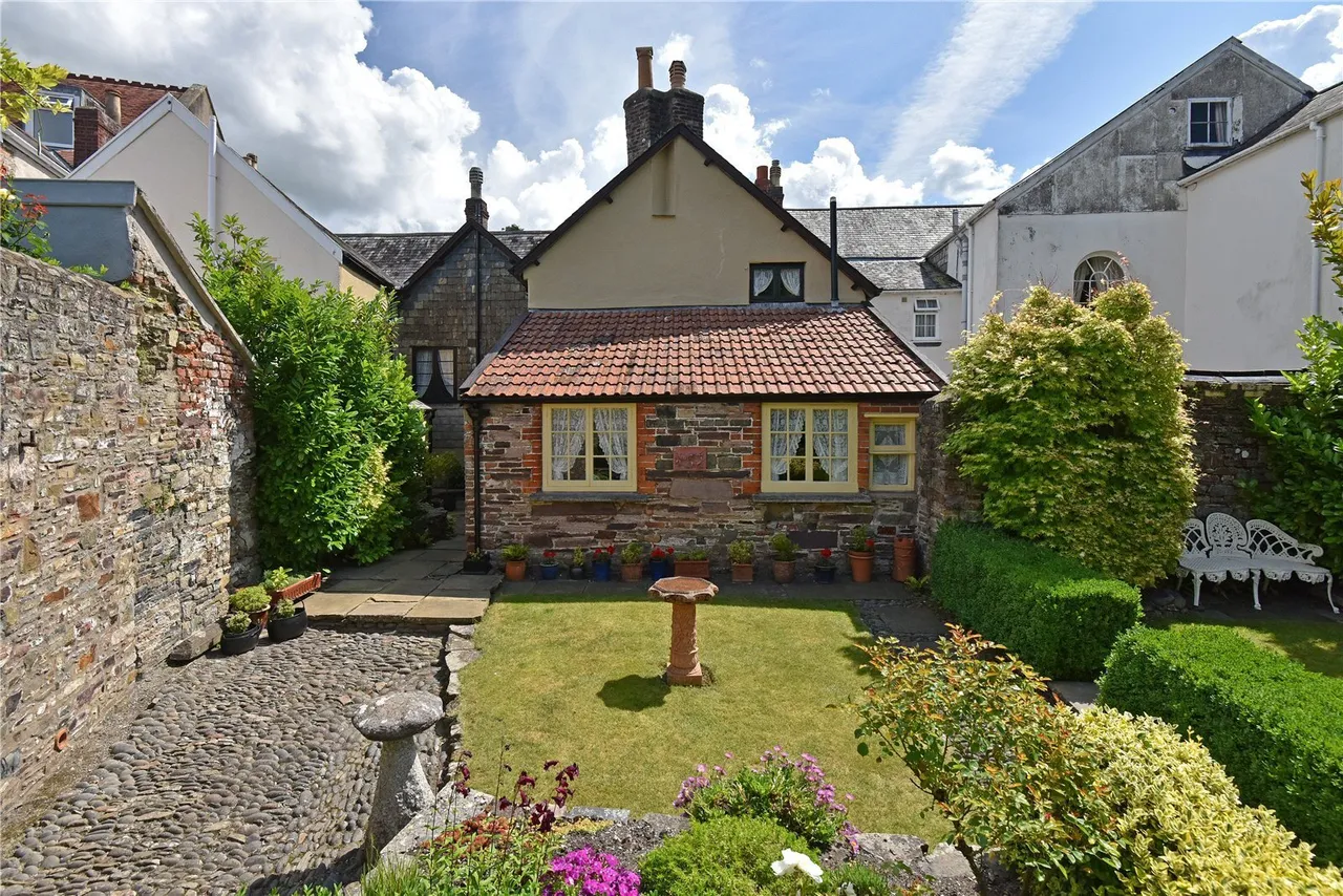 Pilton Street, Barnstaple, EX31, photo 23