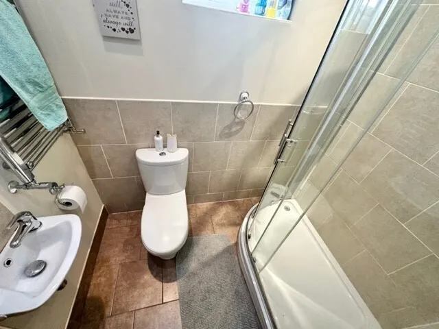 Gladstone Cottages, Sandbach, CW11, photo 12