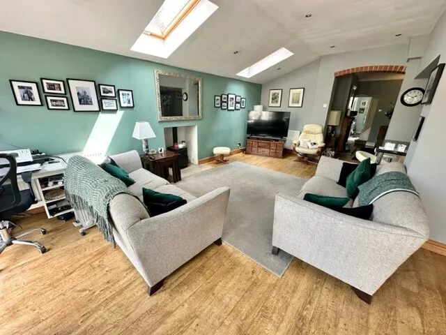 Gladstone Cottages, Sandbach, CW11, photo 6