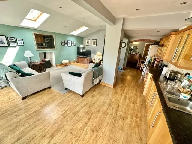 Gladstone Cottages, Sandbach, CW11, photo 5
