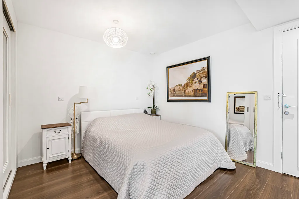 Carnwath Road, London, SW6, photo 11