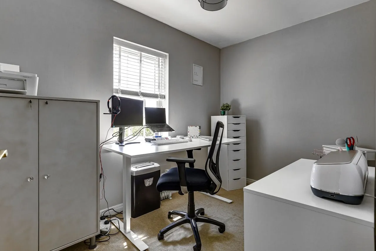 Brookfield Way, Lower Cambourne, CB23, photo 33