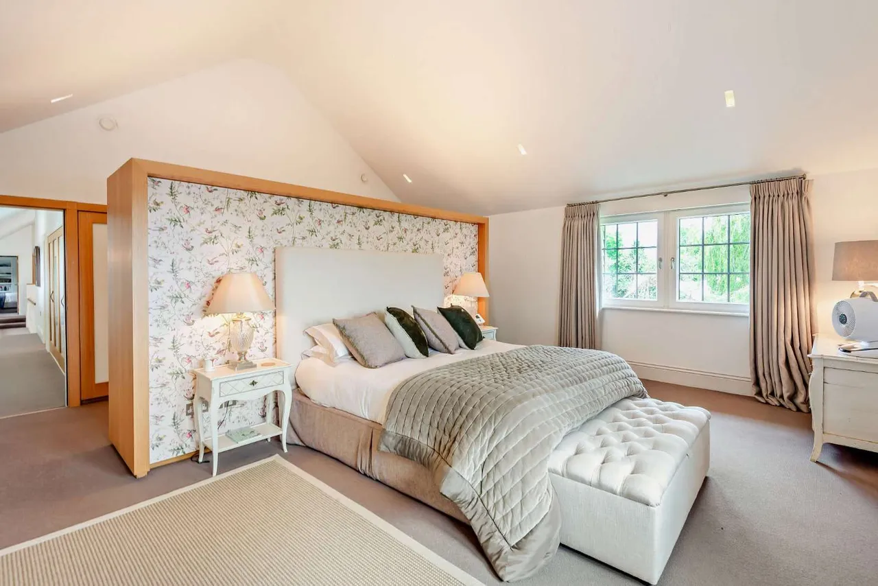 Winkfield Lane, Winkfield, SL4, photo 23