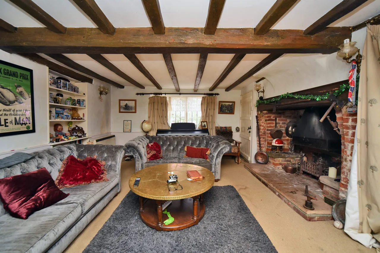 Fyfield, SP11, photo 18