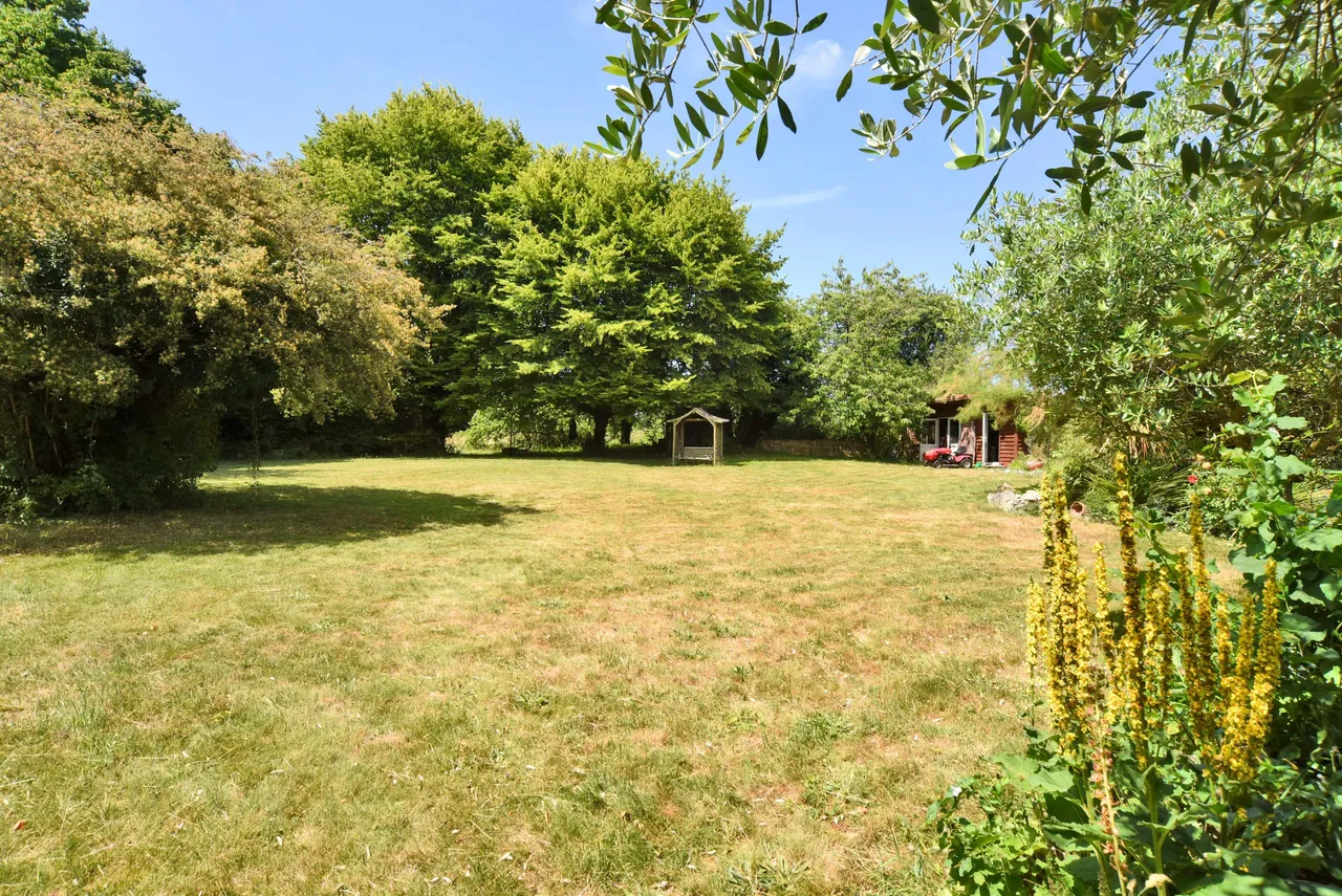 Fyfield, SP11, photo 25
