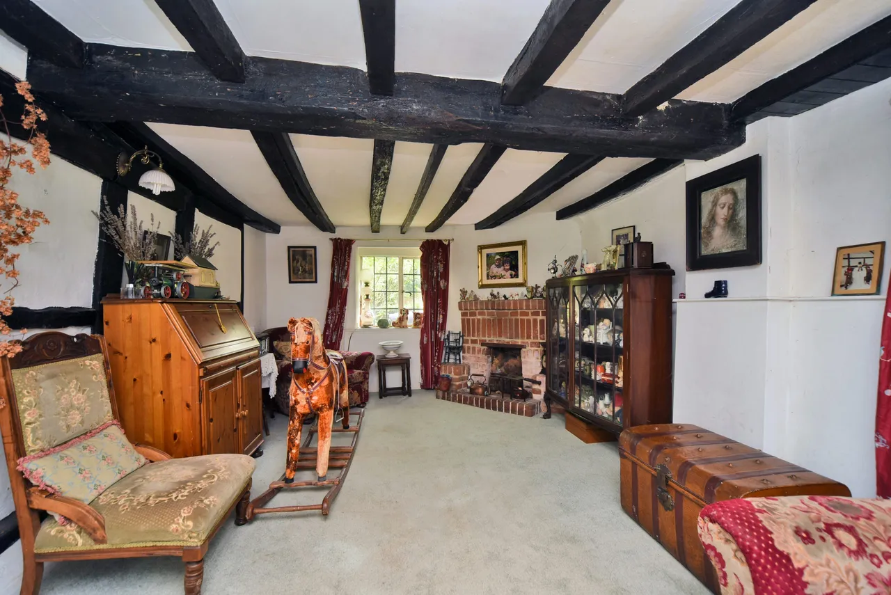 Fyfield, SP11, photo 9