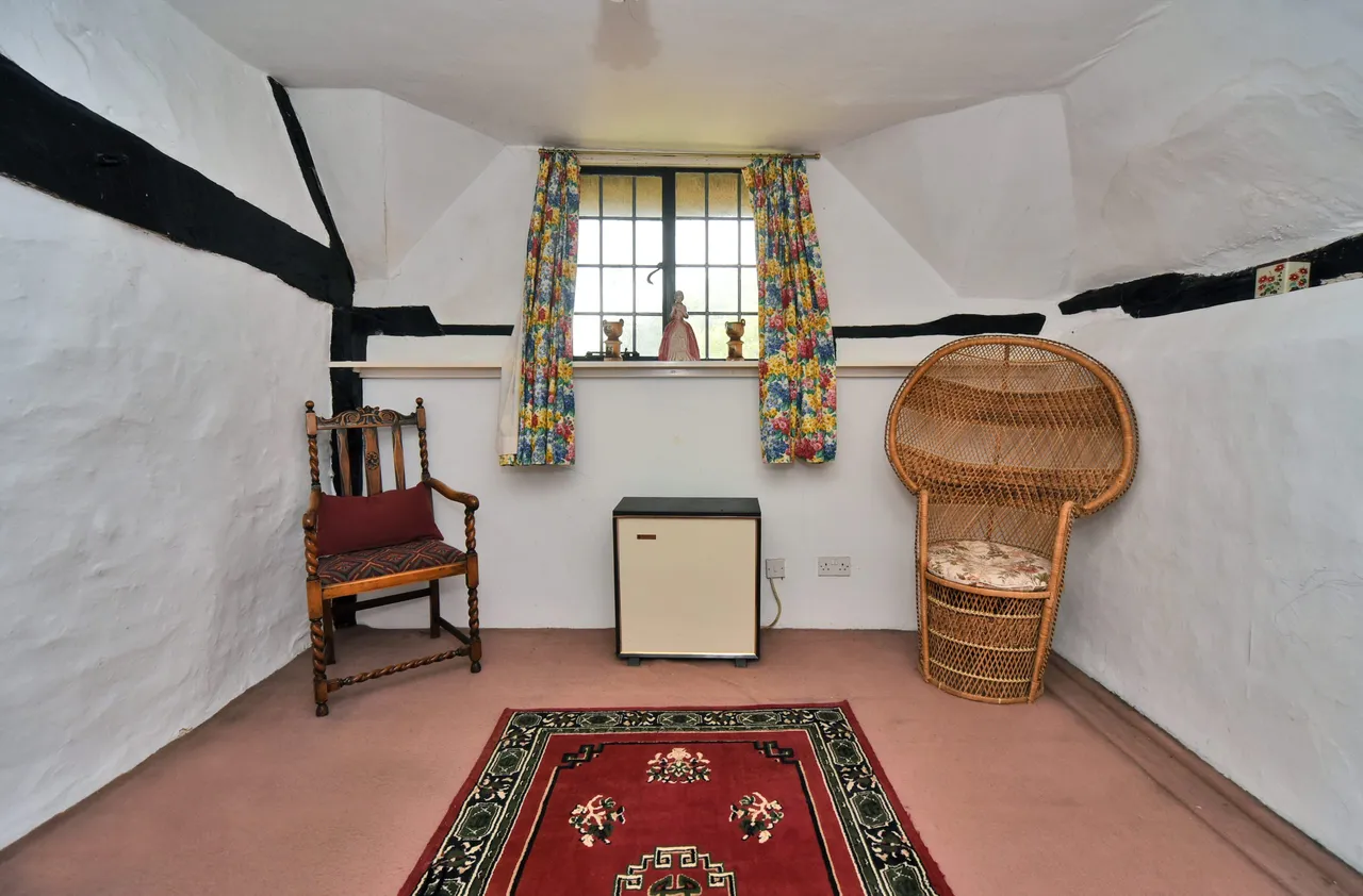Fyfield, SP11, photo 41