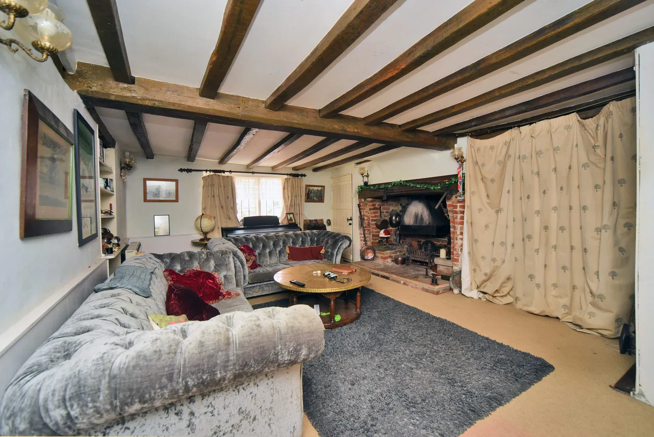 Fyfield, SP11, photo 17