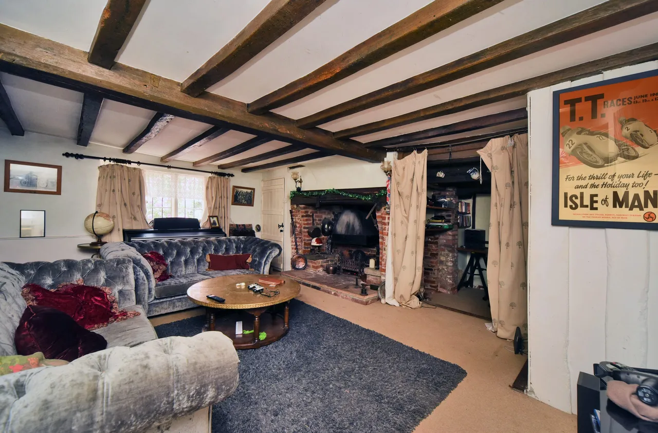Fyfield, SP11, photo 16