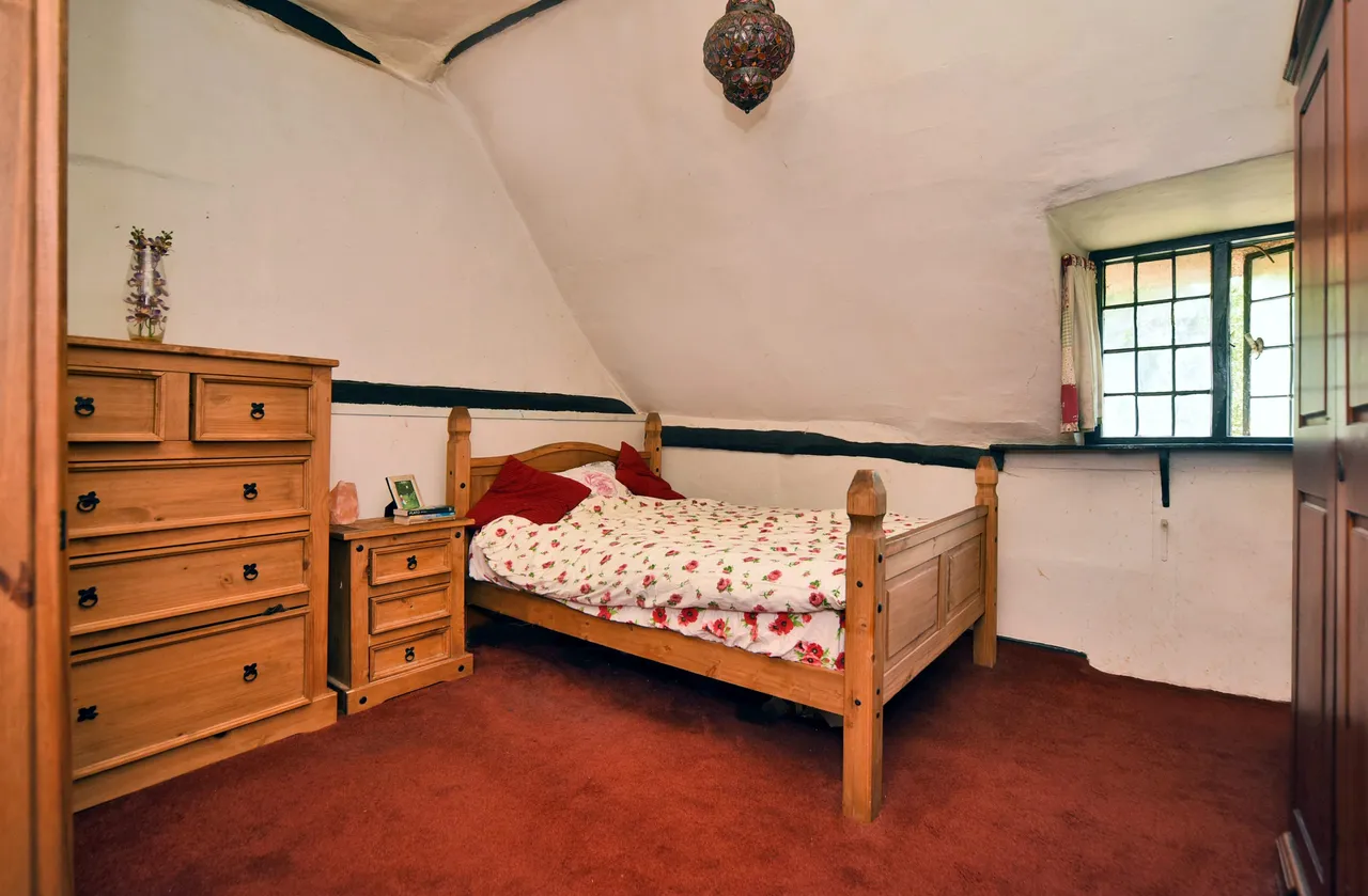 Fyfield, SP11, photo 36