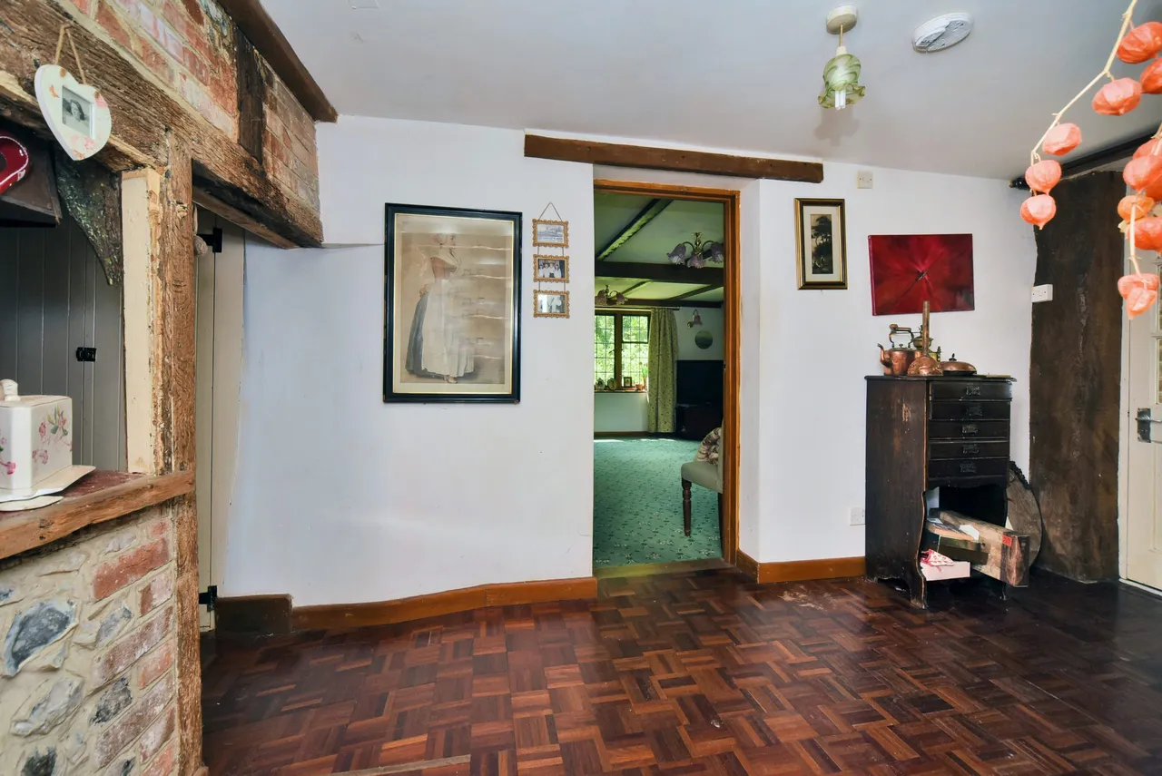 Fyfield, SP11, photo 12