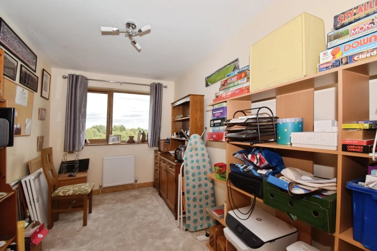 Riversdale Close, Birstall, LE4, photo 19