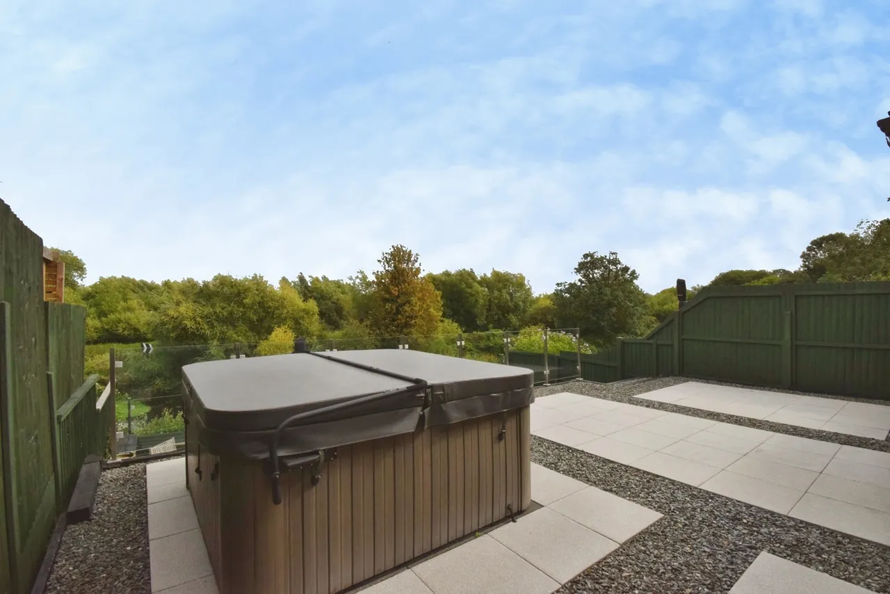 Riversdale Close, Birstall, LE4, photo 27