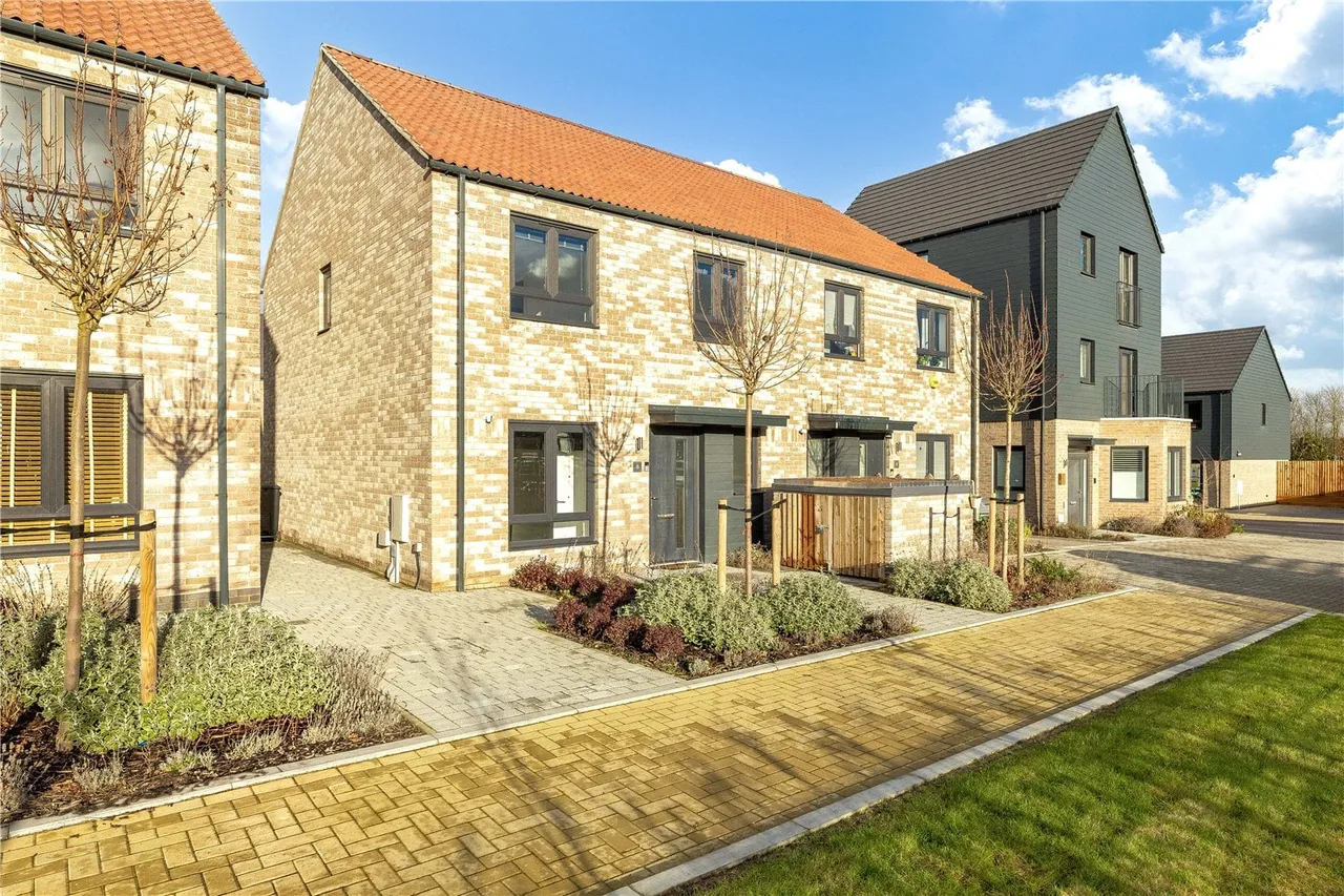 3 bed house for sale, Brigettine Square, Cambridge, CB1