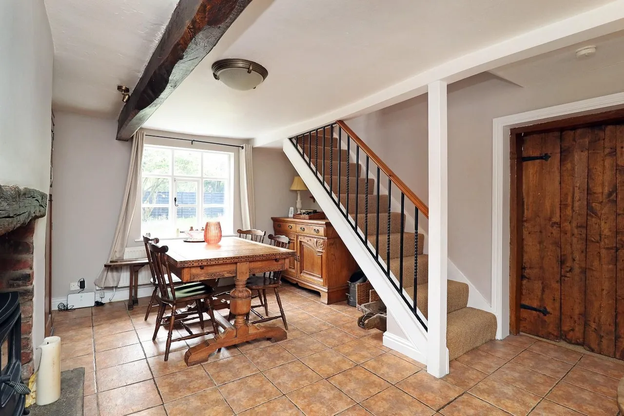 Churchfields, Sale M33 5NS, photo 3