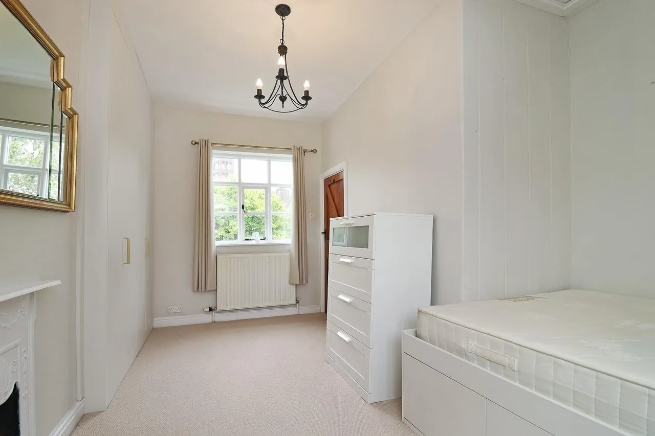 Churchfields, Sale M33 5NS, photo 24