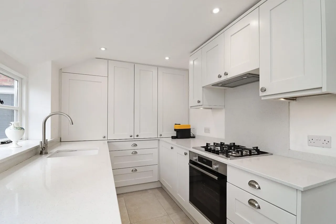 Churchfields, Sale M33 5NS, photo 19