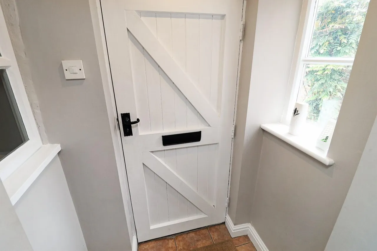 Churchfields, Sale M33 5NS, photo 25