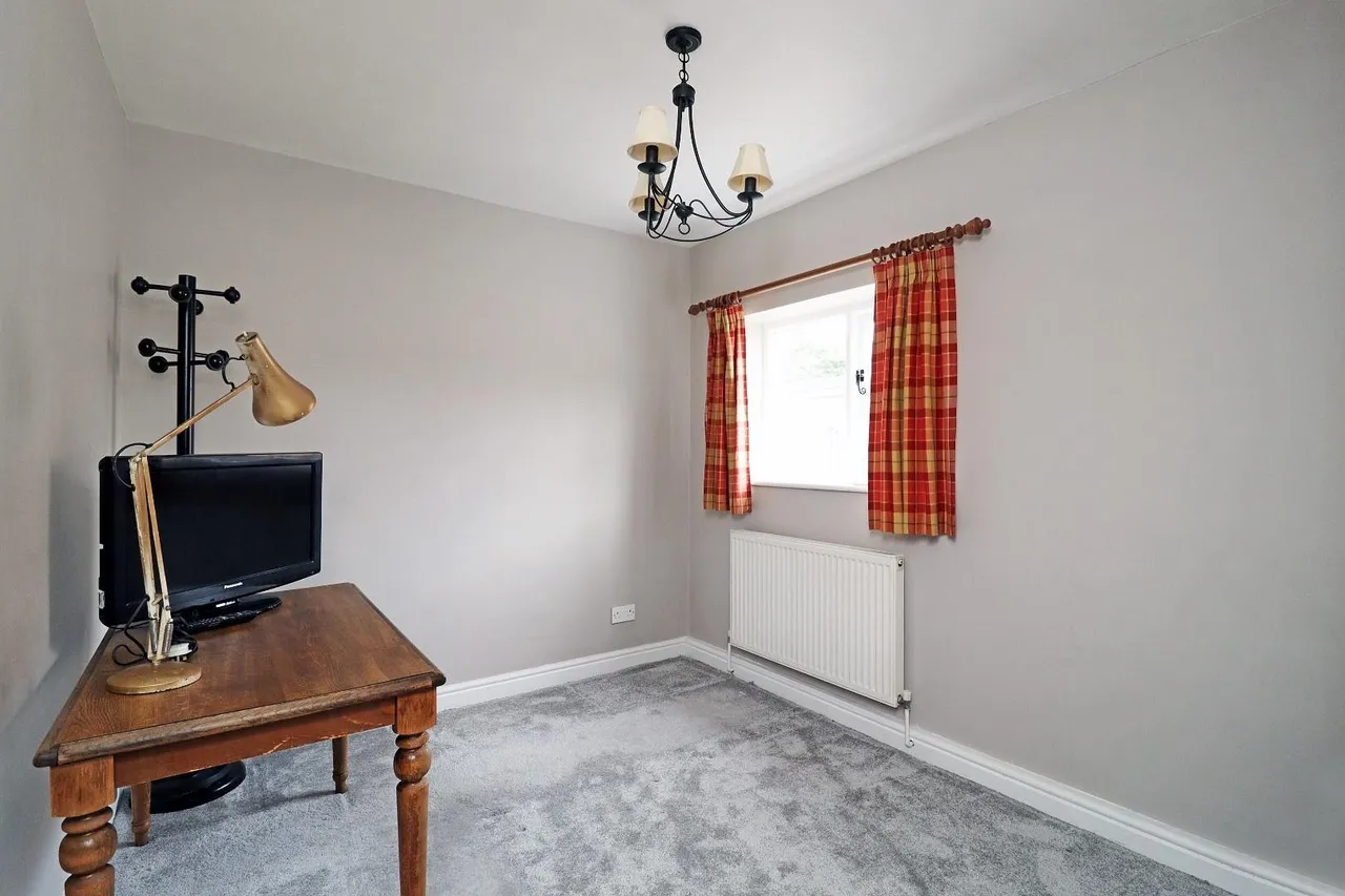 Churchfields, Sale M33 5NS, photo 6