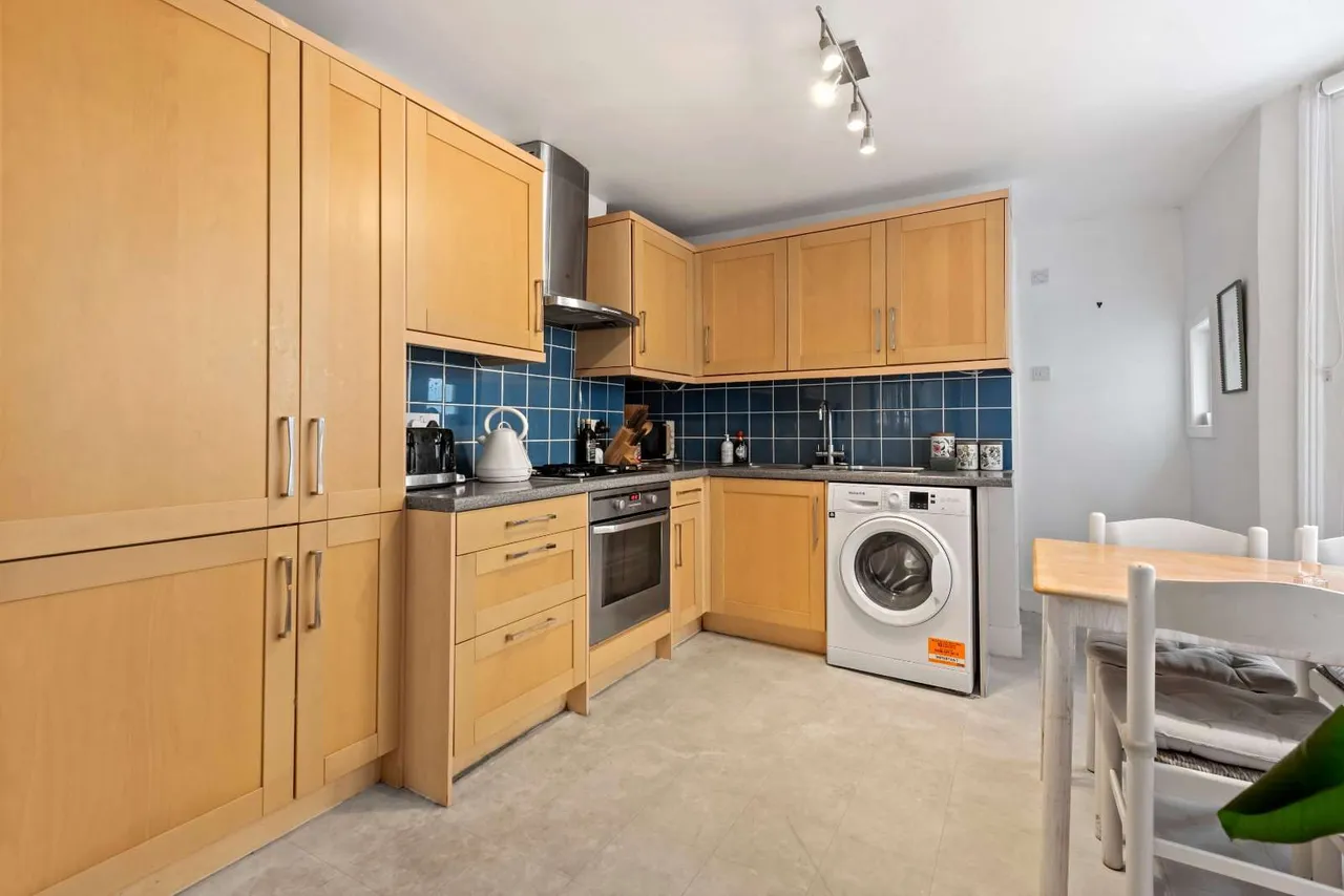 Aliwal Road, London, SW11 1RD, photo 5