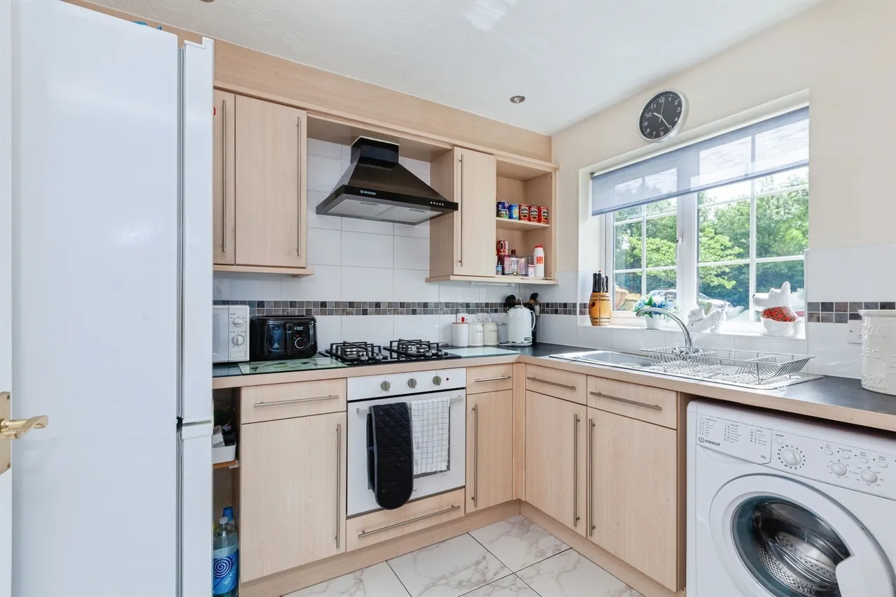 Erringtons Close, Oadby, LE2, photo 5