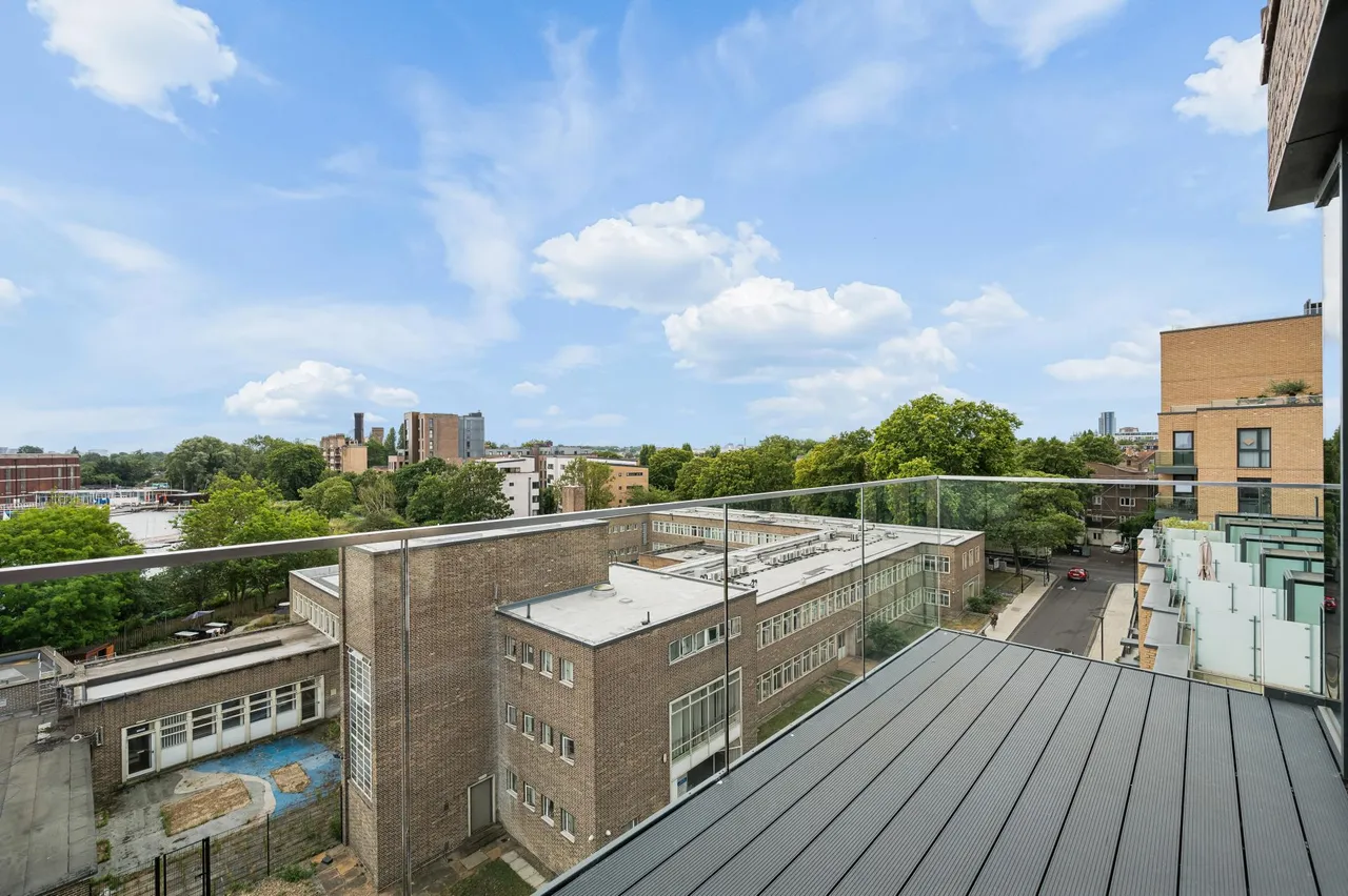 Coster Avenue, London, N4, photo 11