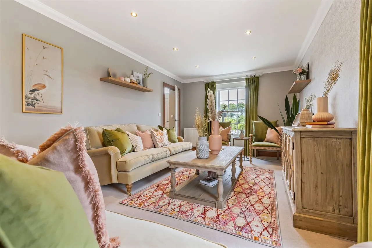 Chediston Place, Halesworth, IP19, photo 6